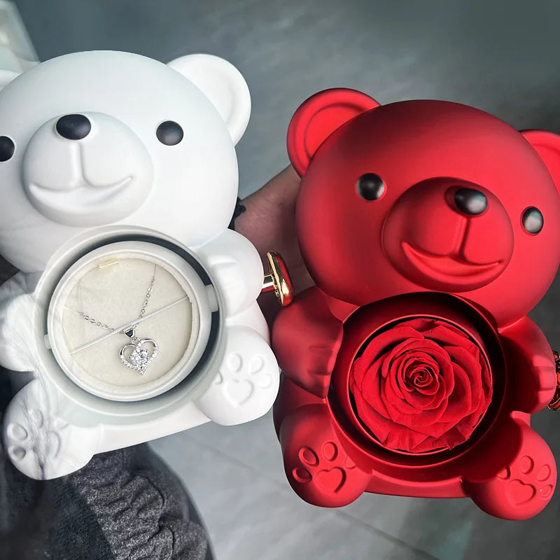 Rosen Bär mit Herzen Halskette